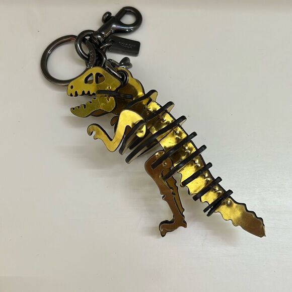COACH Gold Rexi Puzzle Keychain - Picture 2 of 5